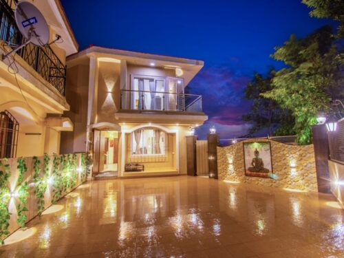 Premium 4BHK Heated private pool villa in Lonavala